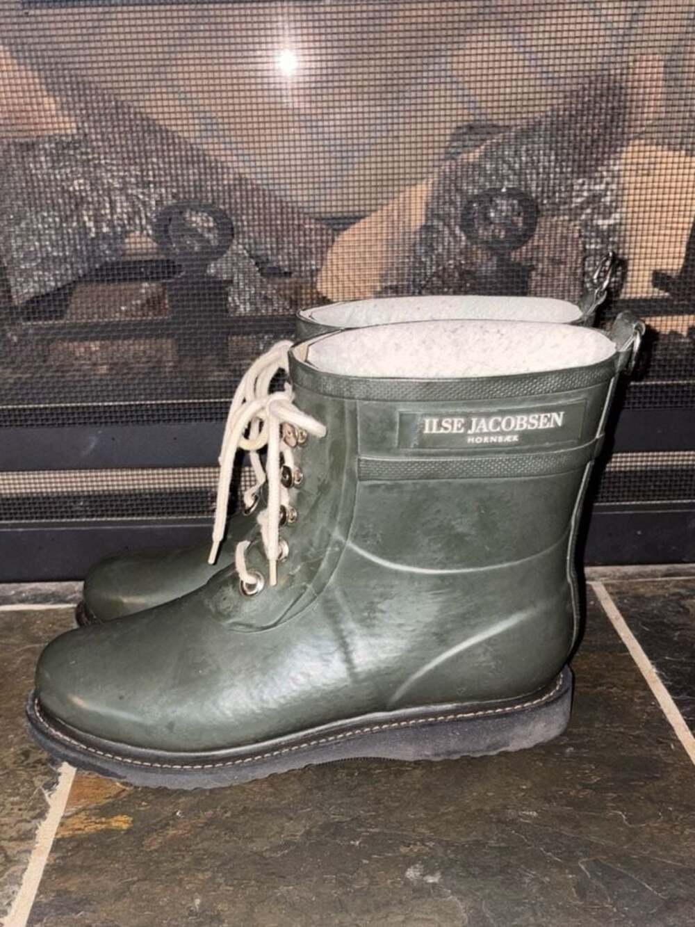 Ilse Jacobsen RUB2 Short Lace-Up Rubber Rain Boots in Army Green